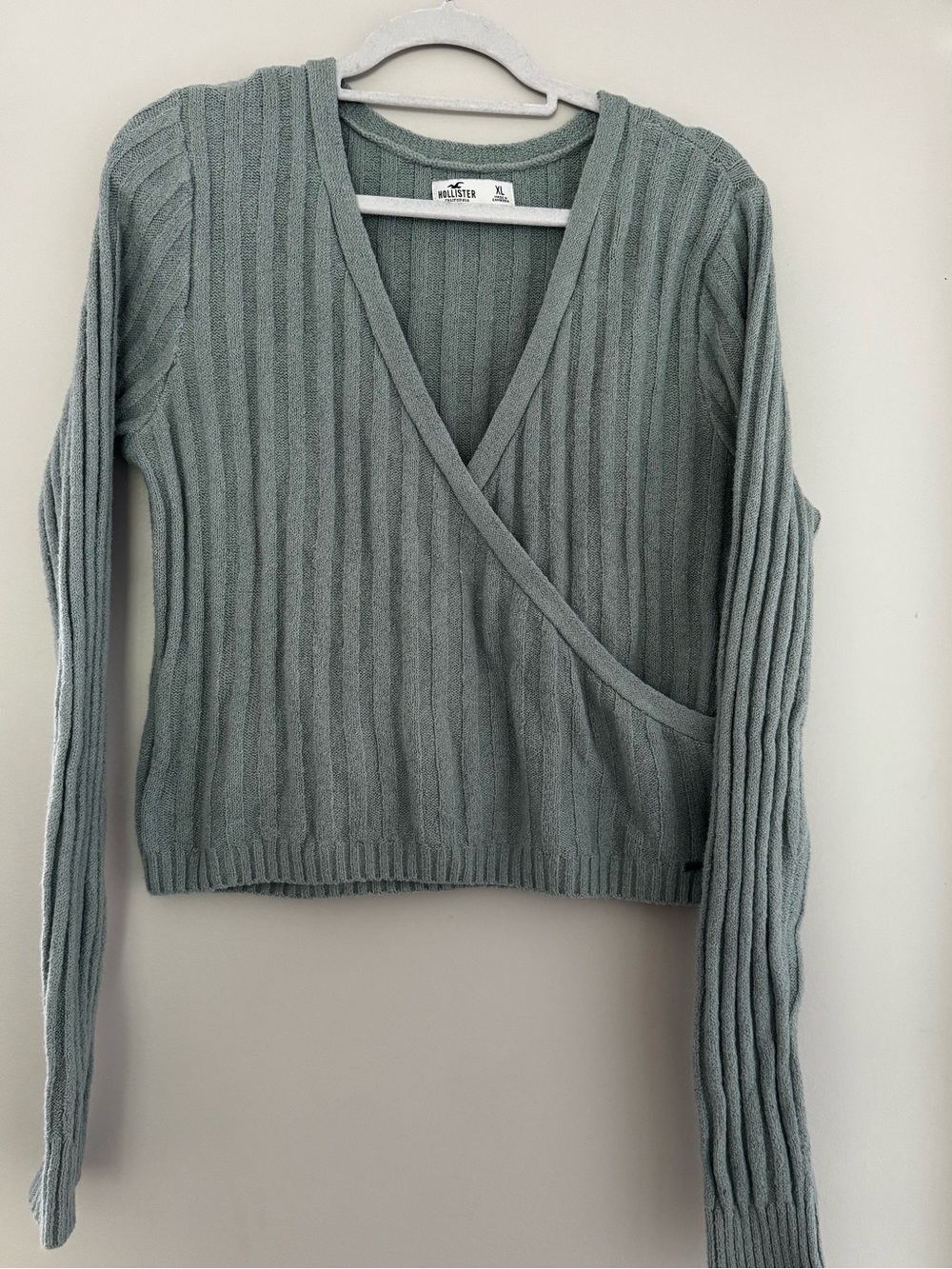 Hollister Women's Sage Green Ribbed Wrap Sweater size Xl